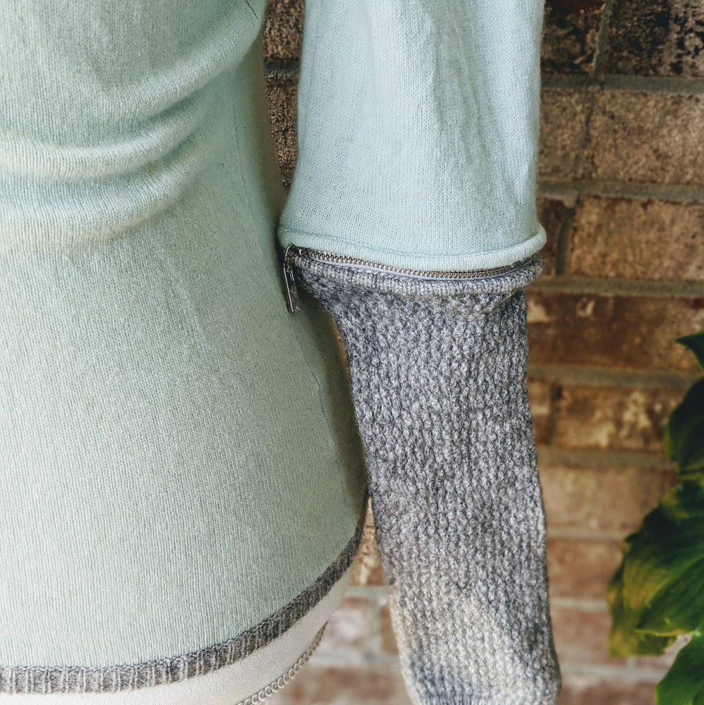 ESSENDI CASHMERE SWEATER - Picture 2 of 8